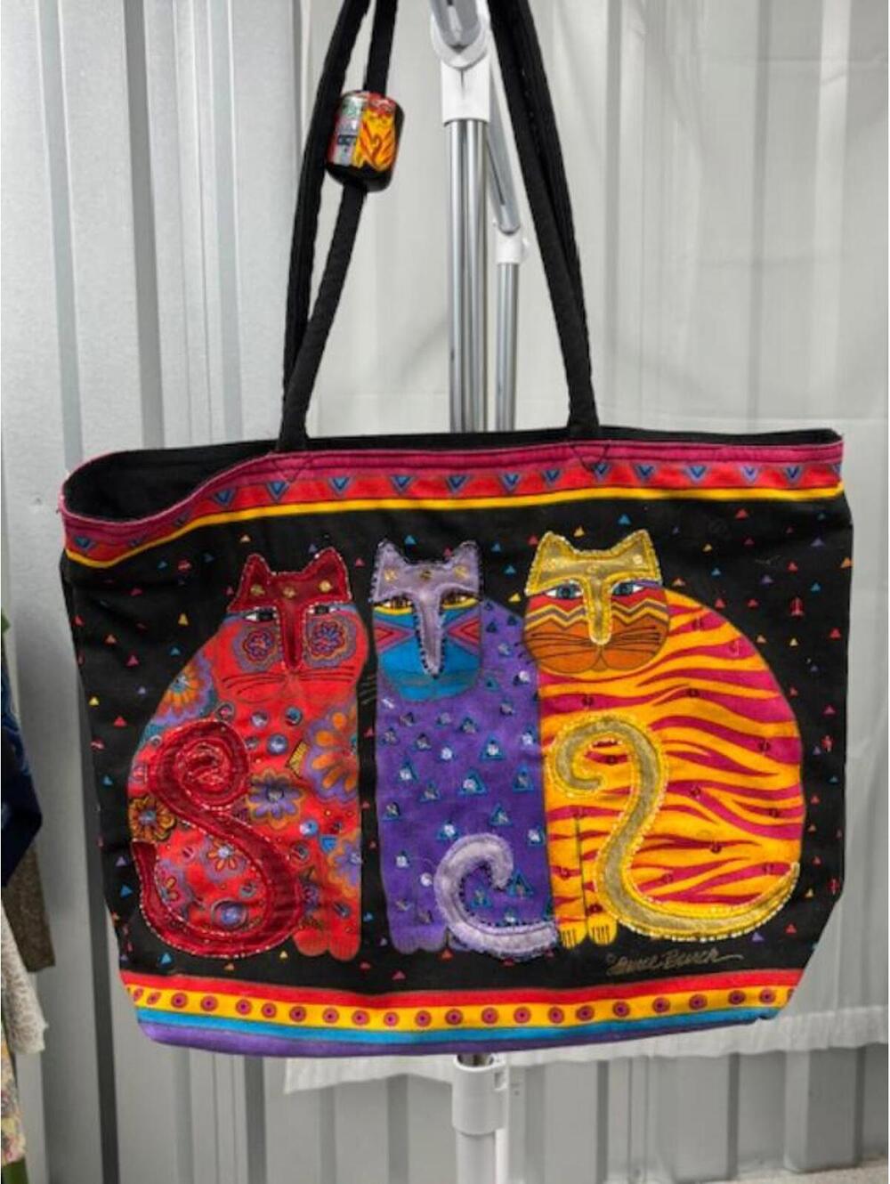 Item M9 - Laurel Burch